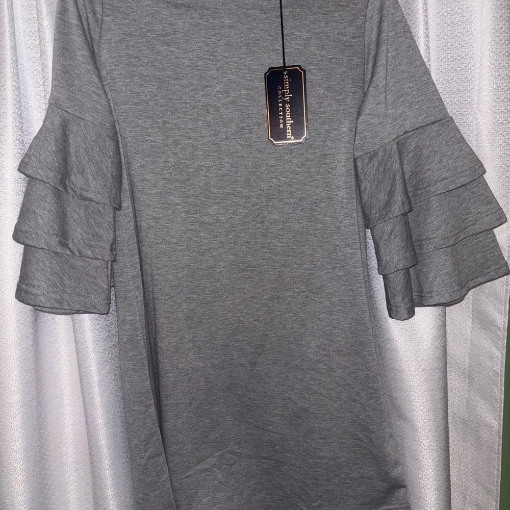 Simply Southern Heather Gray Top